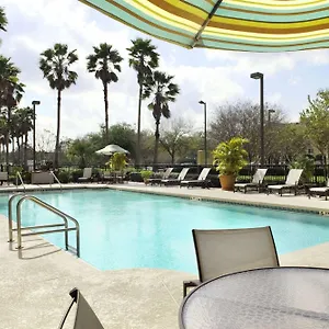 https://embassy-suites-orlando-airport.davenporthotels.org